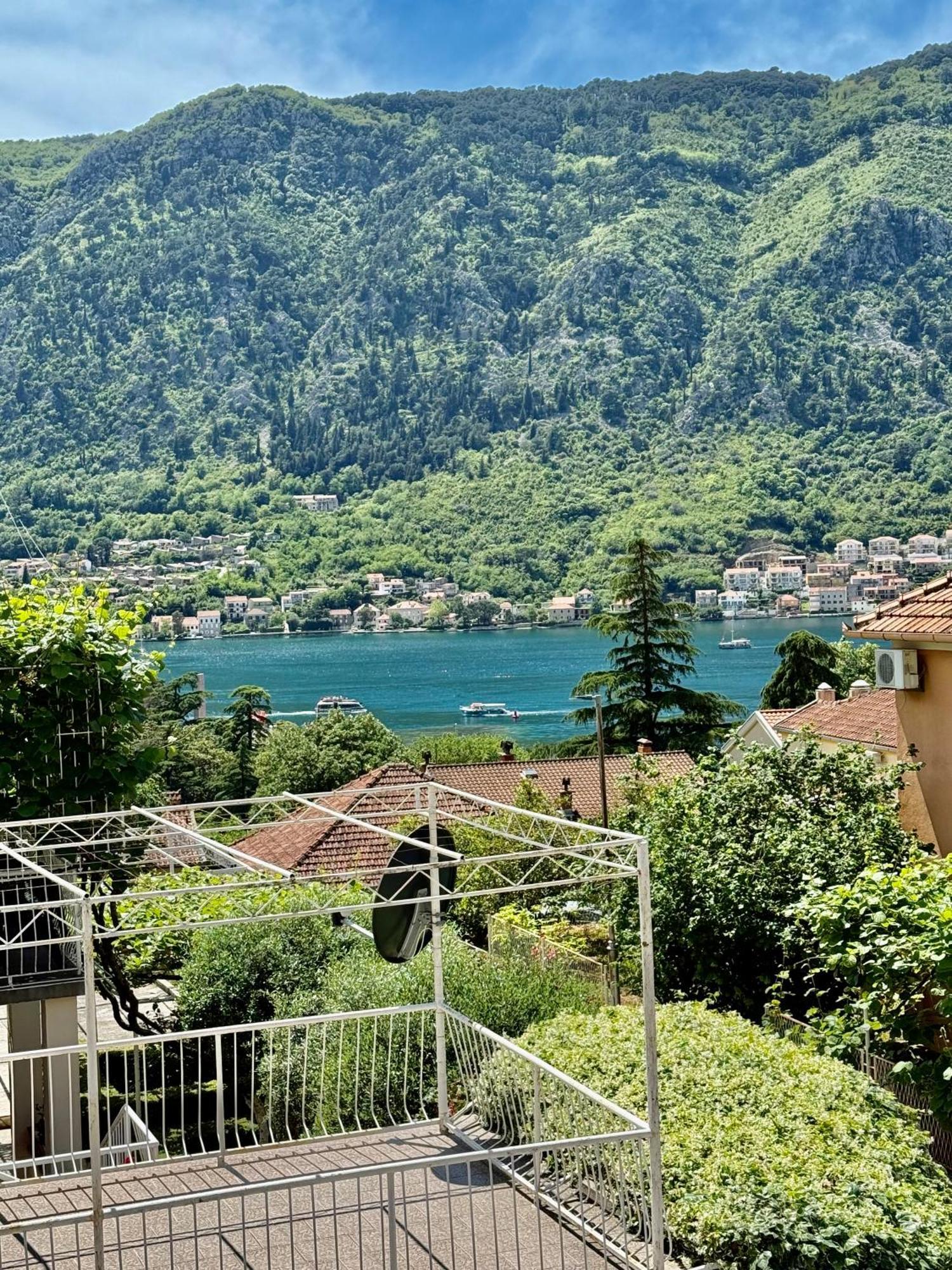 Ena Apartment Kotor Exterior foto